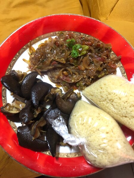 Escargots épicés au tomate