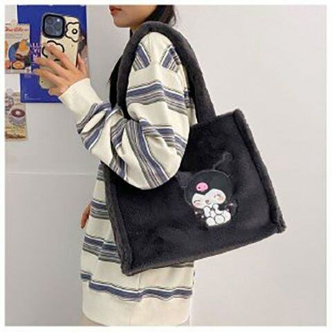Sac Peluche Noir Kuromi