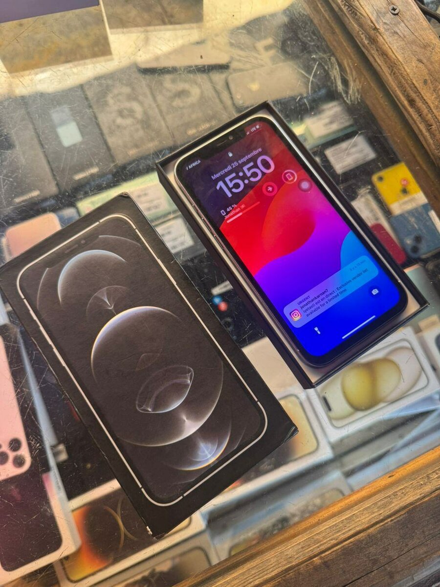 iPhone 12 Pro Max sans id tout passe 180.000