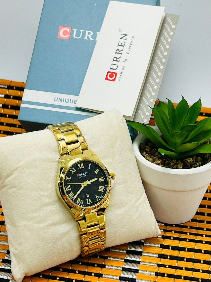 MONTRE À POIGNET FEMME