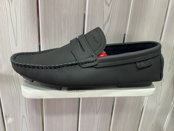 Mocassins en cuir homme élégants