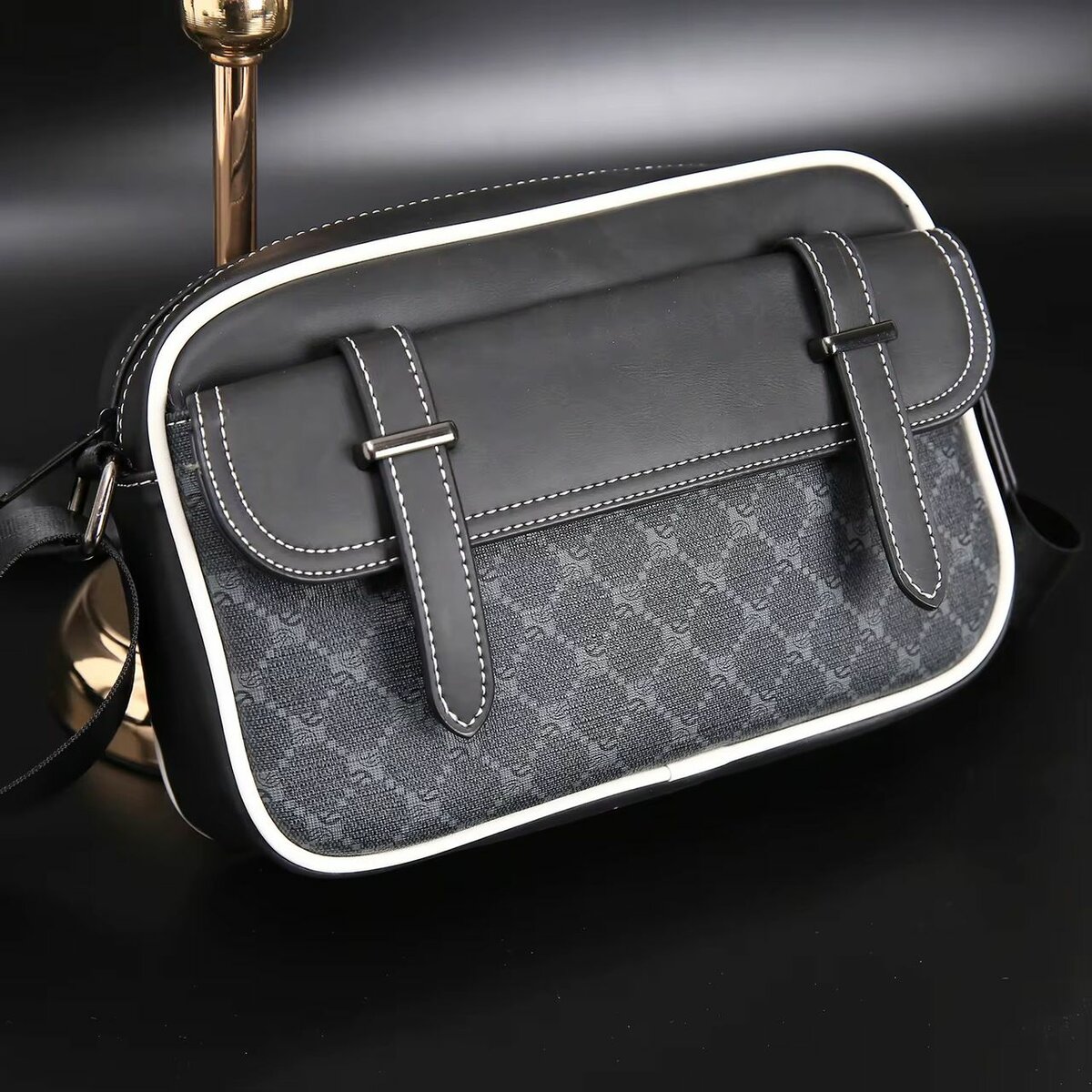 Sac bandoulière élégant