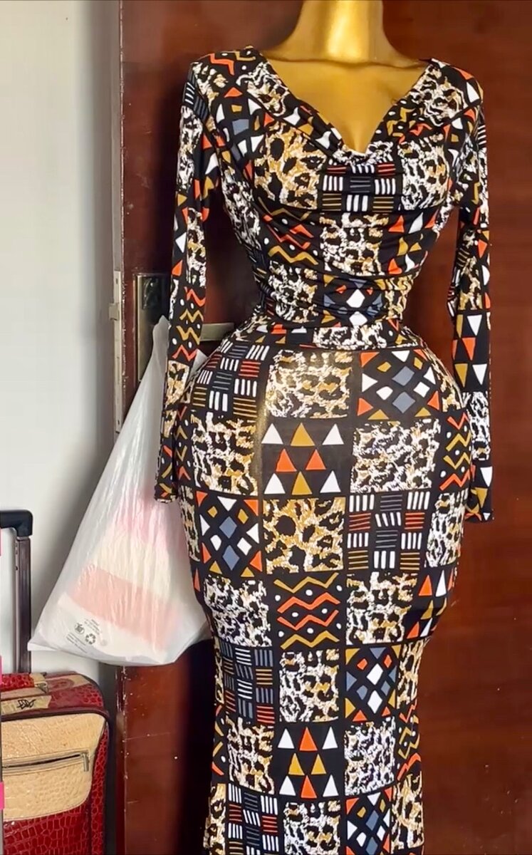 Robe taillée sirène