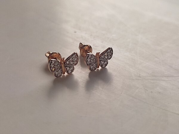 Детские золотые серьги (пусеты)