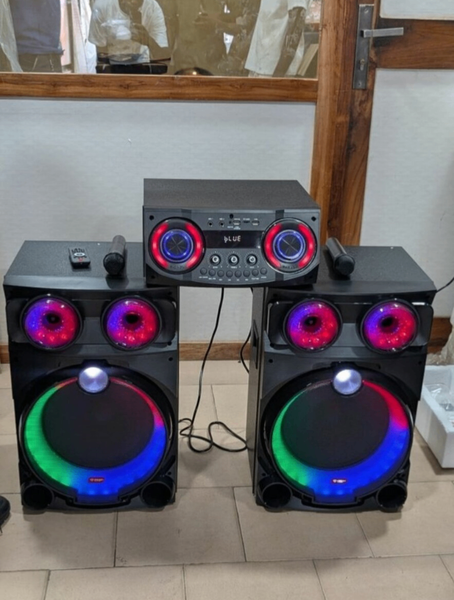 Système audio avec éclairage LED