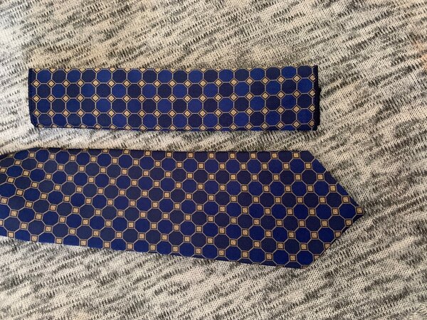 Tie and pocket square