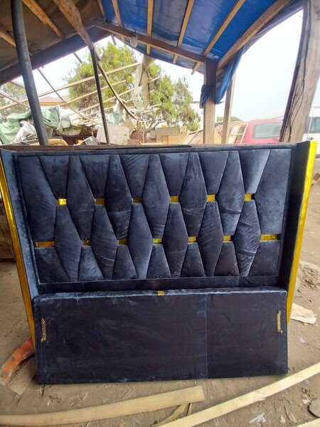 Double bed frames [payment on delivery]