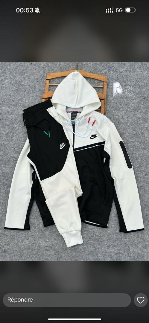 Ensemble de Survêtement Homme Stylé