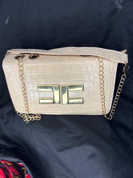 Sac à main en faux crocodile