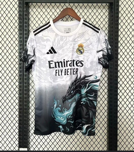 Maillots de football Real Madrid