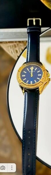 Women's watch with leather bracelet blue