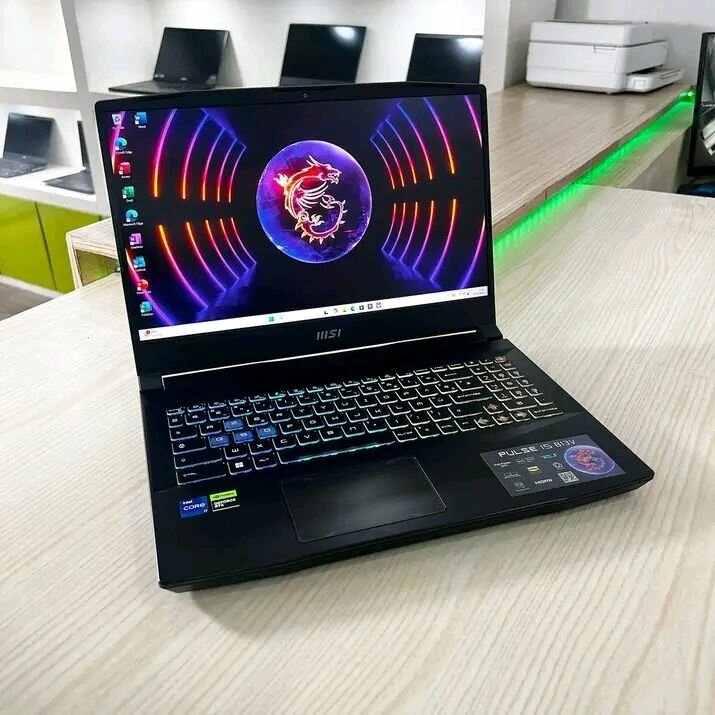 MSI PULSE 15: Puissant Laptop