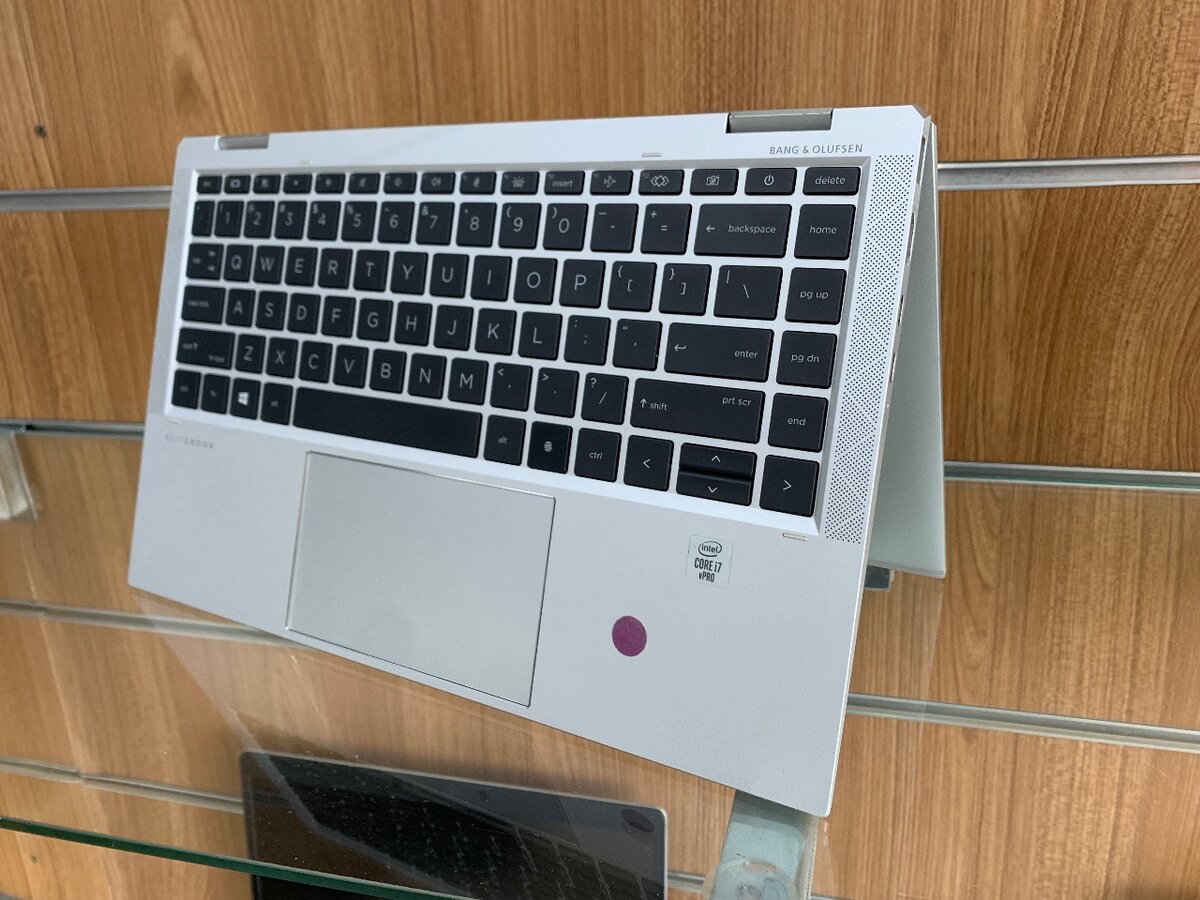 HP ELITEBOOK 1040 G7 x360