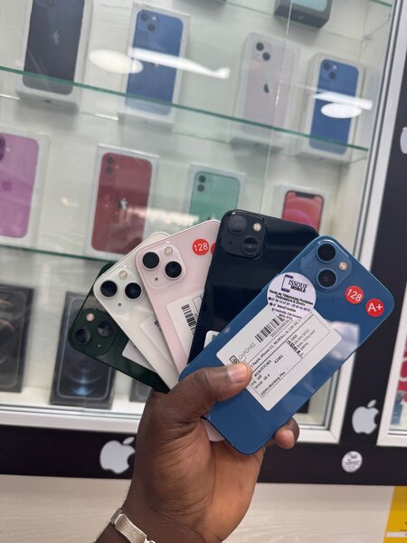 iPhone 13 Simple 128 GO