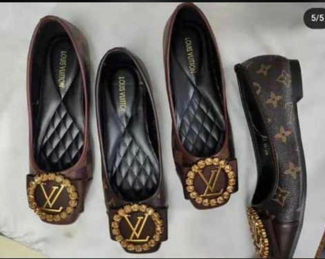 Flats shoes