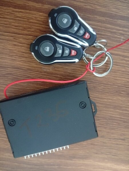 Système d'entrée sans clé voiture