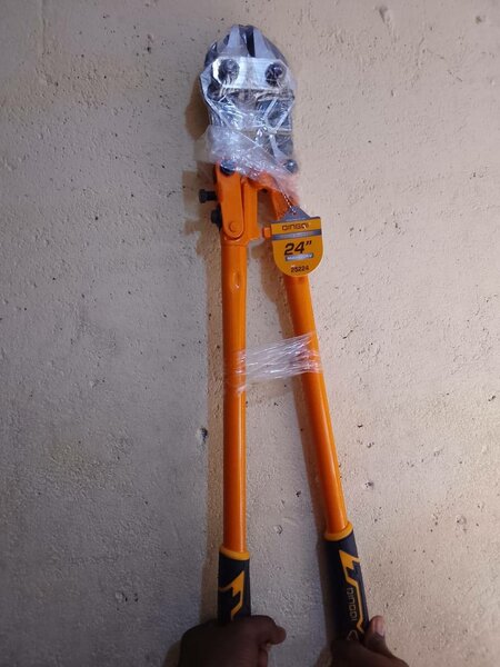 Coupe-boulons robuste 24"