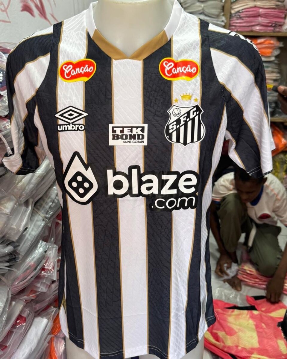 Maillot de Football Réplique