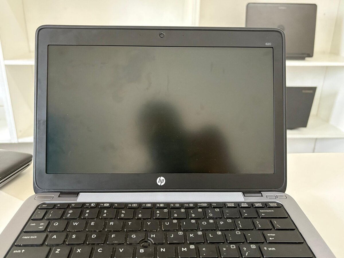 HP Elitebook 820 G1