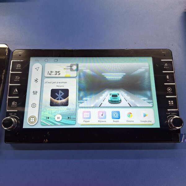 Андроид монитор с крутилкой 4/64 с голосовым управлением