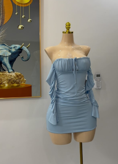 Short dress light blue