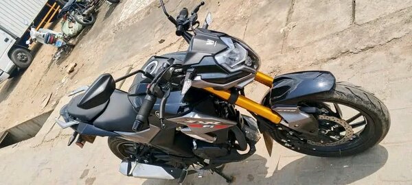 Moto sportive DRX noire
