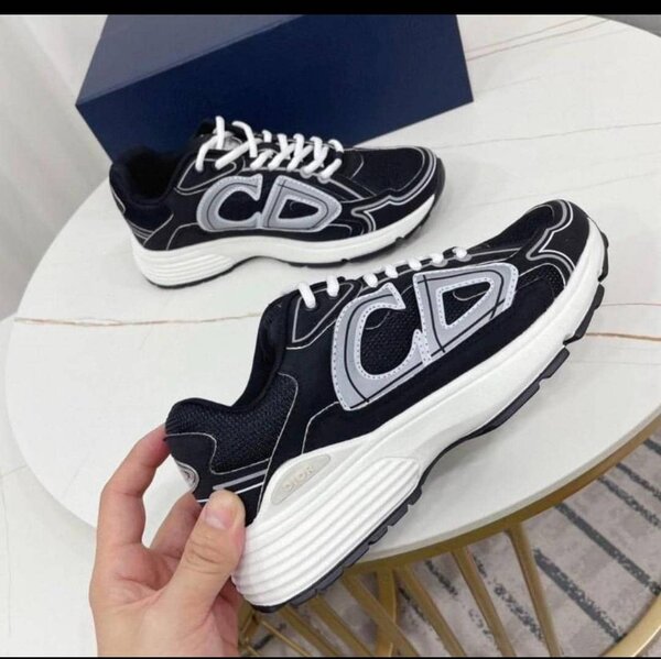 Baskets élégantes en cuir