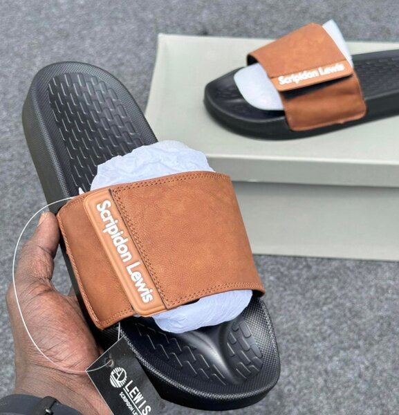 Claquette pour homme