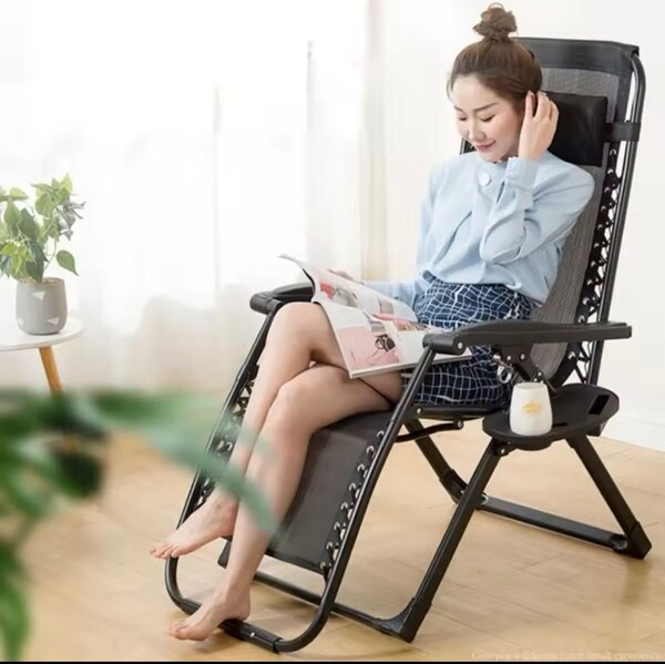 chaise pliante avec pose café