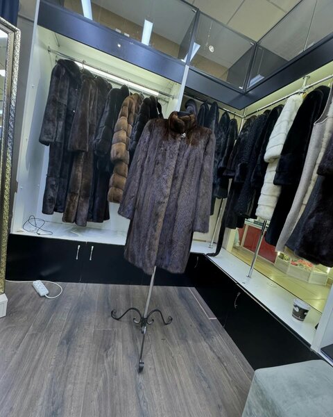 Шикарная цельная норковая шуба