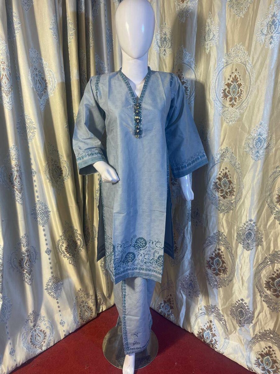 Shalwar Kurta Lawn