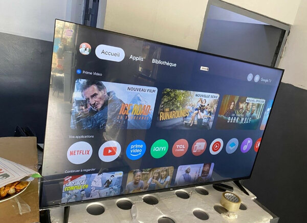 Téléviseur LED Ultra HD Smart