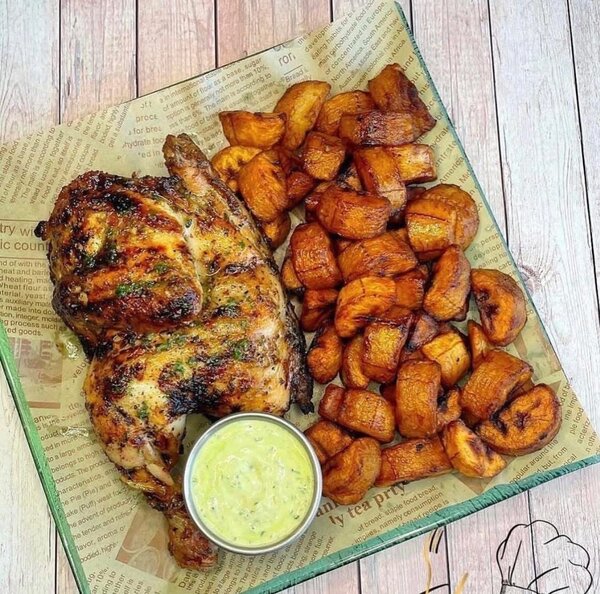 Poulet Grillé et Plantains