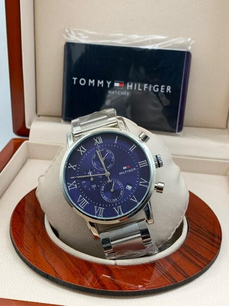TOMMY HILFIGER WATCH
