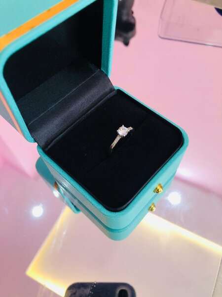 Bague de fiançailles en argent