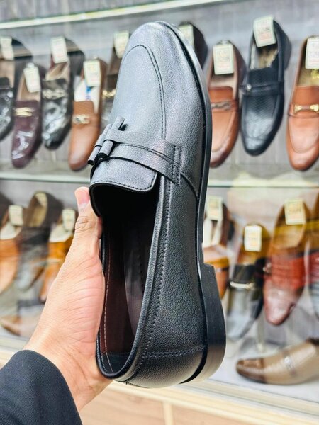 Men leather shoes