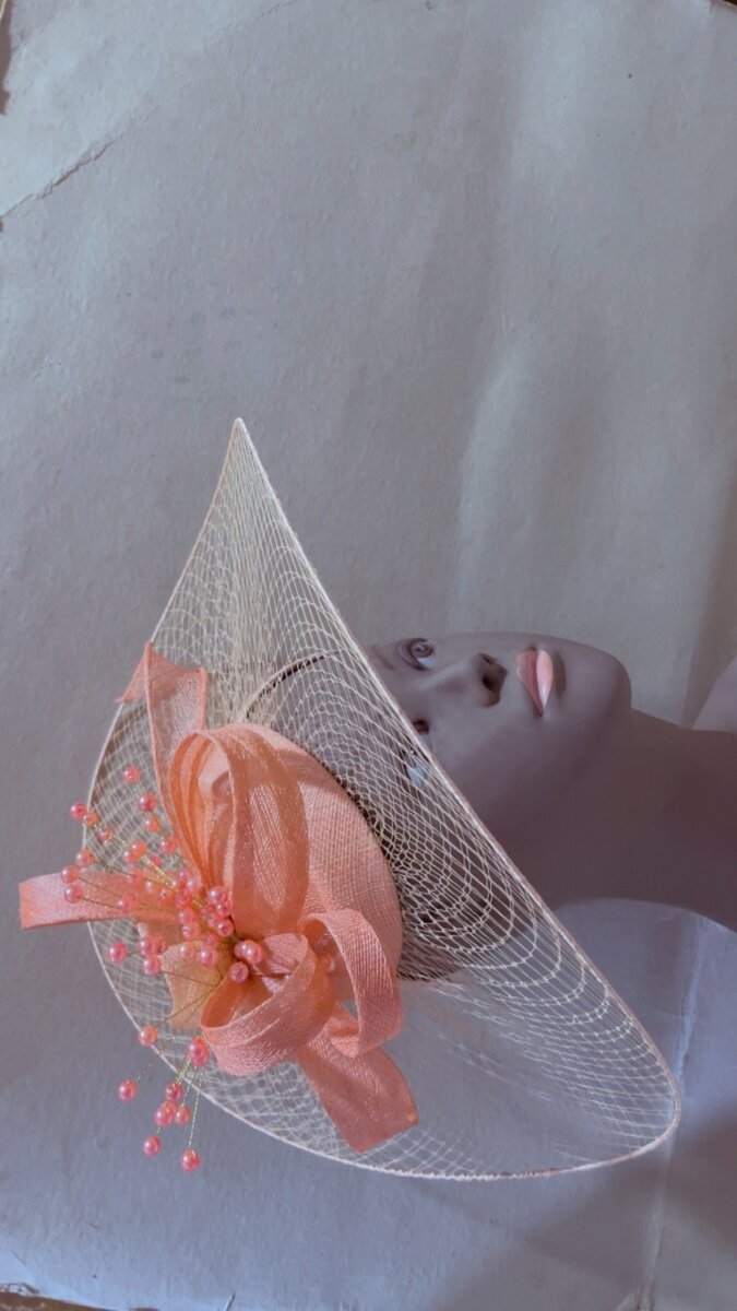 Chapeau Fascinator Élégant