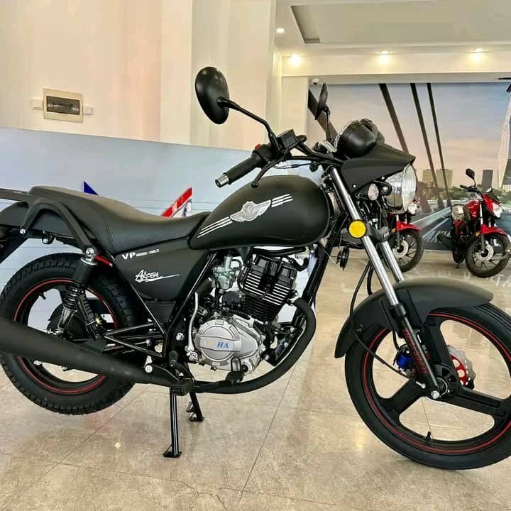 Moto élégante et performante