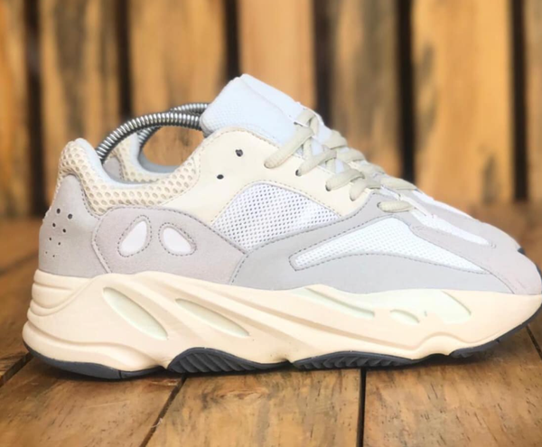 BEST QUALITY SNEAKERS