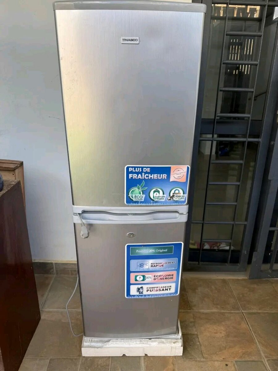 Réfrigérateur Combiné Éco Puissant