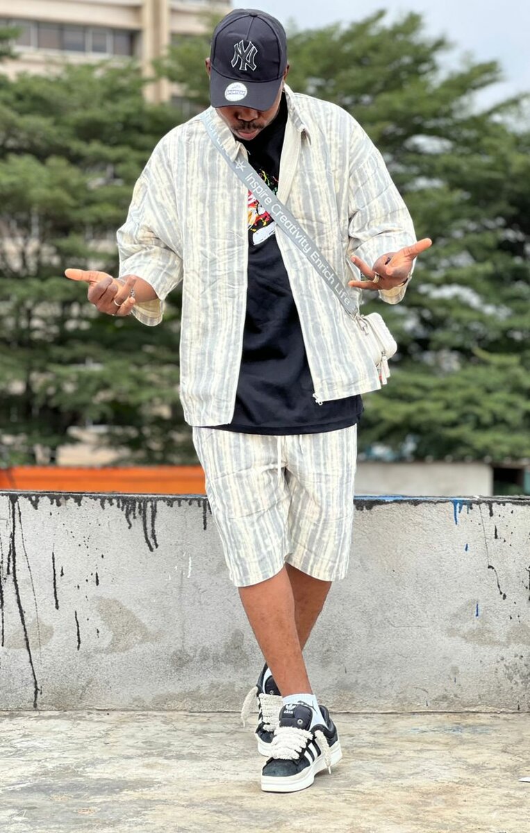 Tenue d'été décontractée homme