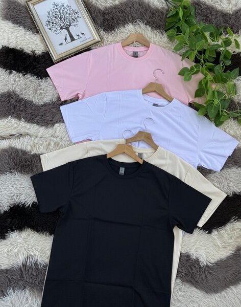 Lot de 4 T-shirts unis