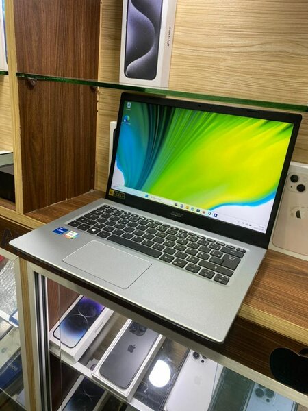 ORIDNATEUR ACER 11e GÉNÉRATION CORE I5