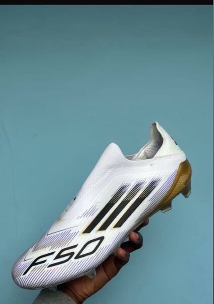 Chaussures de football F50
