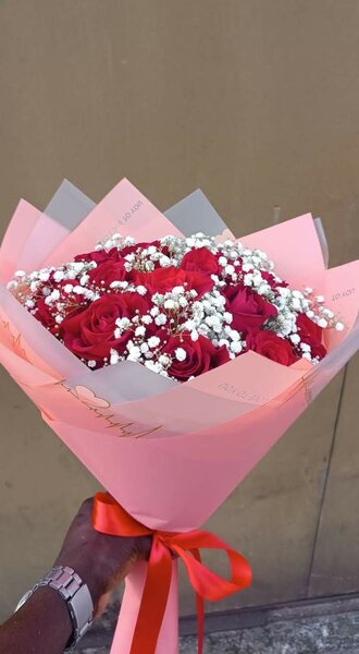 Bouquet de roses rouges élégantes