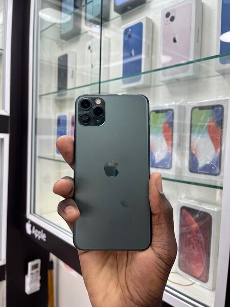 iPhone 11 Pro Max 64Go