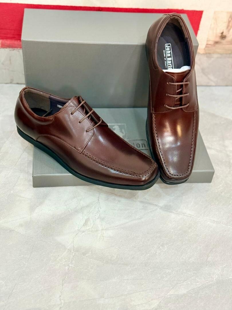 Chaussures habillées en cuir