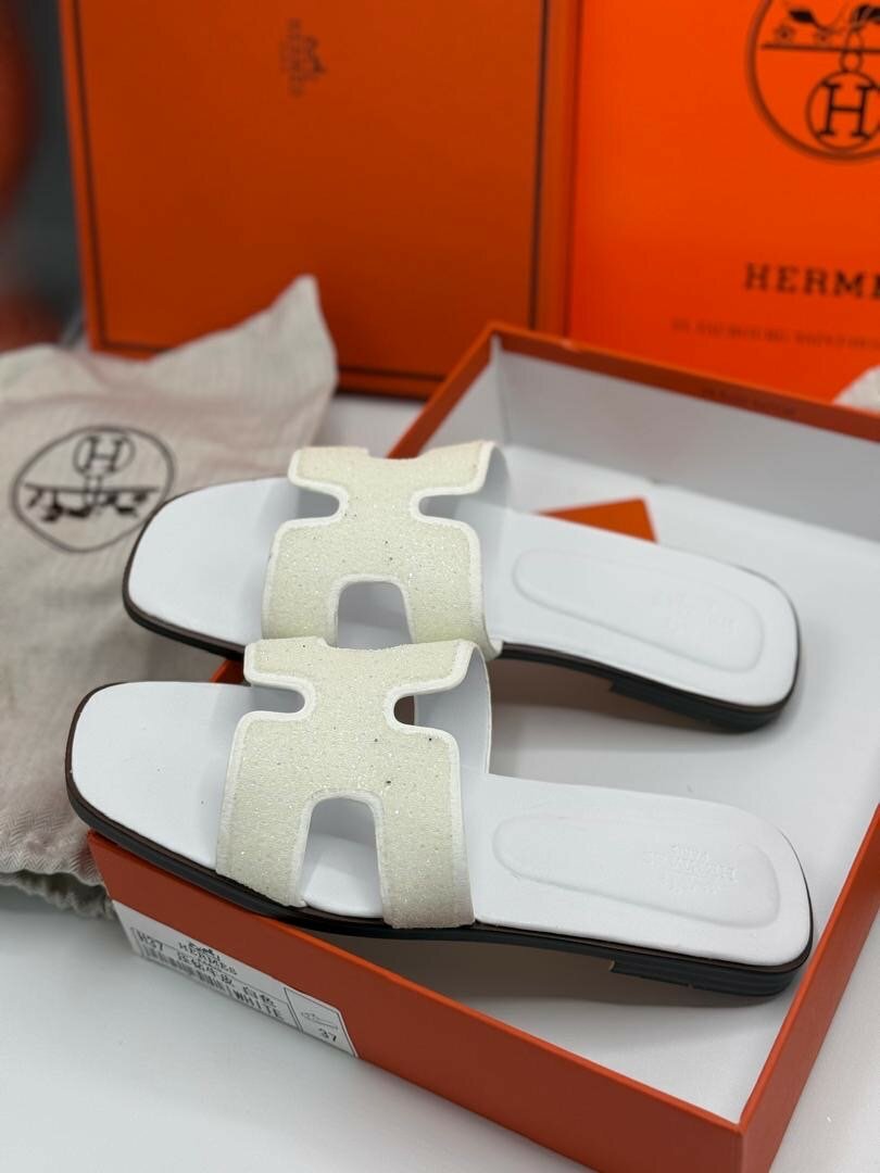 Hermes Slipper