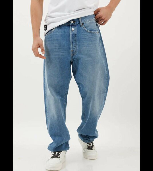 Jeans larges pour hommes