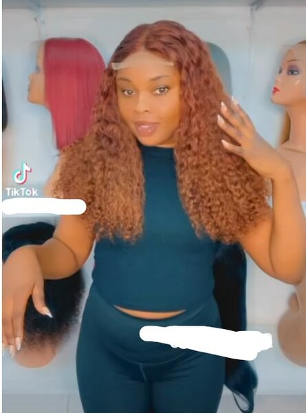 Beautiful and elegant women's wig